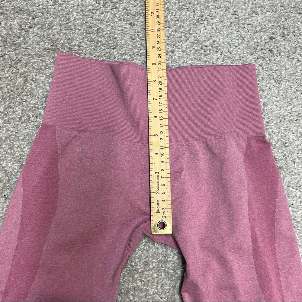 NVGTN Leggings Womens Small pink Booty contour seamless Cropped Workout Gym - Picture 4 of 9